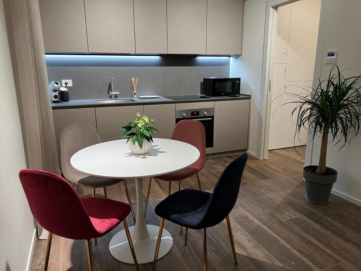 Dr54 Apartments Rho Luaran gambar