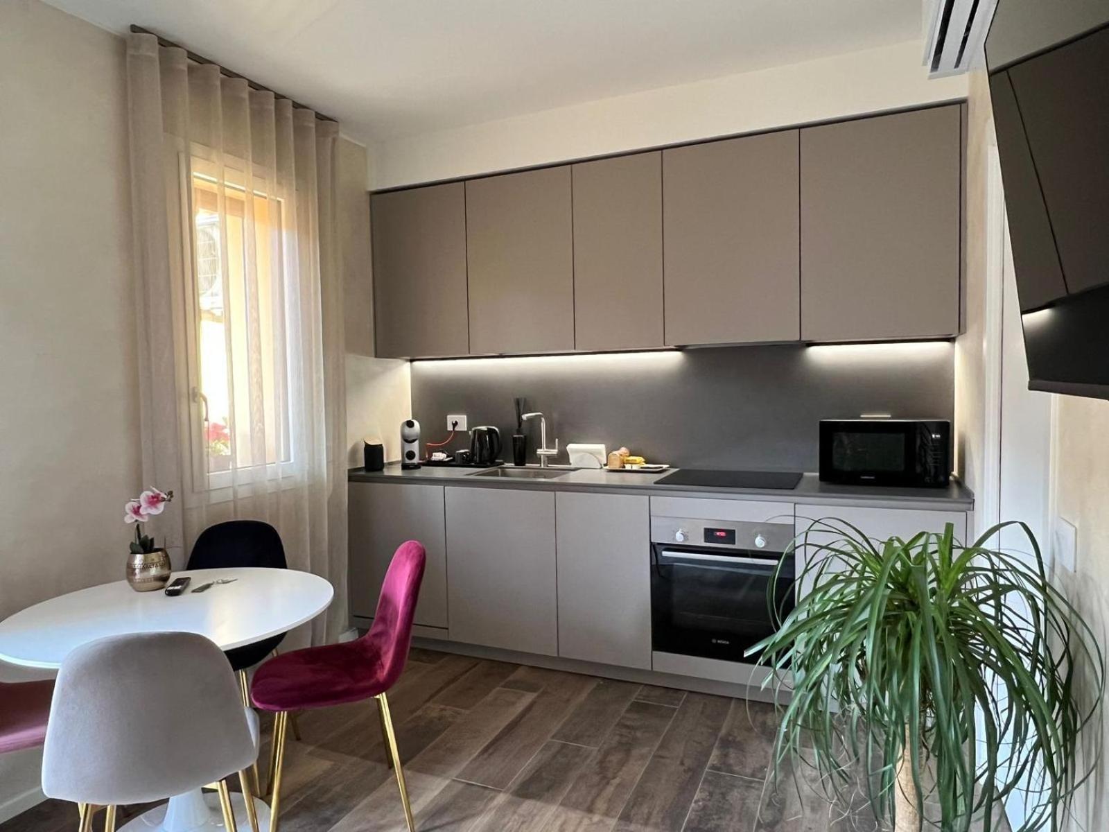 Dr54 Apartments Rho Luaran gambar