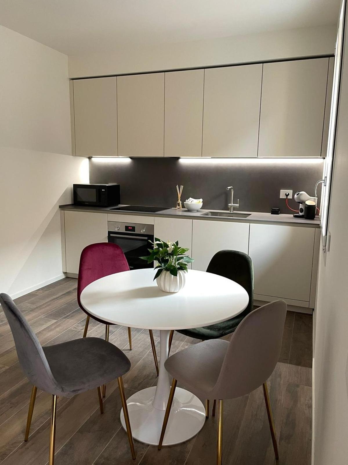 Dr54 Apartments Rho Luaran gambar